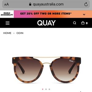 QUAY woman’s sunglasses